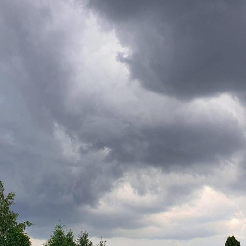 Avertizare meteo: Cod Galben de furtuni în localități din Alba