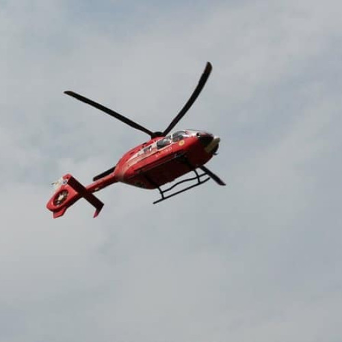 Accident la Ciuruleasa: Un bărbat a fost rănit grav după ce a fost prins sub un tractor. A fost chemat elicopterul SMURD