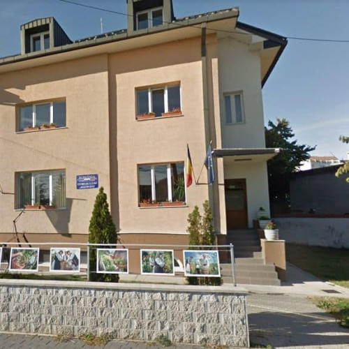 Incep inscrierile la Scoala de Arte si Mestesuguri din Alba