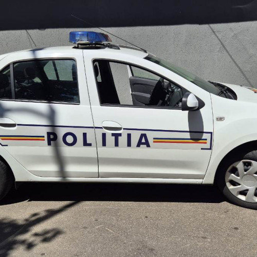 Tânăr din Sebeș cercetat penal după furt de țigări și bani