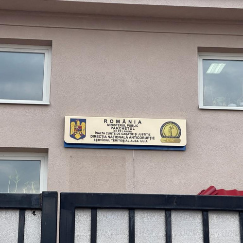 Comisar de poliție din Hunedoara, acuzat de fraudă cu fonduri europene