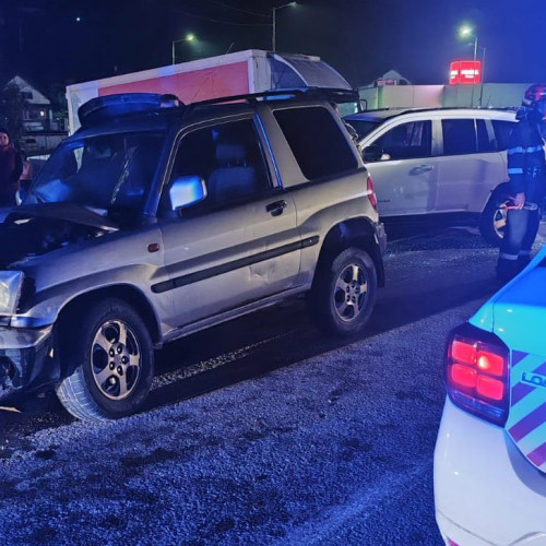 Accident cu trei mașini, la Câmpeni