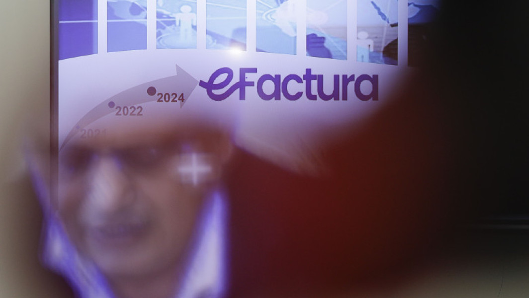 Conflicte între antreprenori și „psihiatra învelită” pe e-Factura