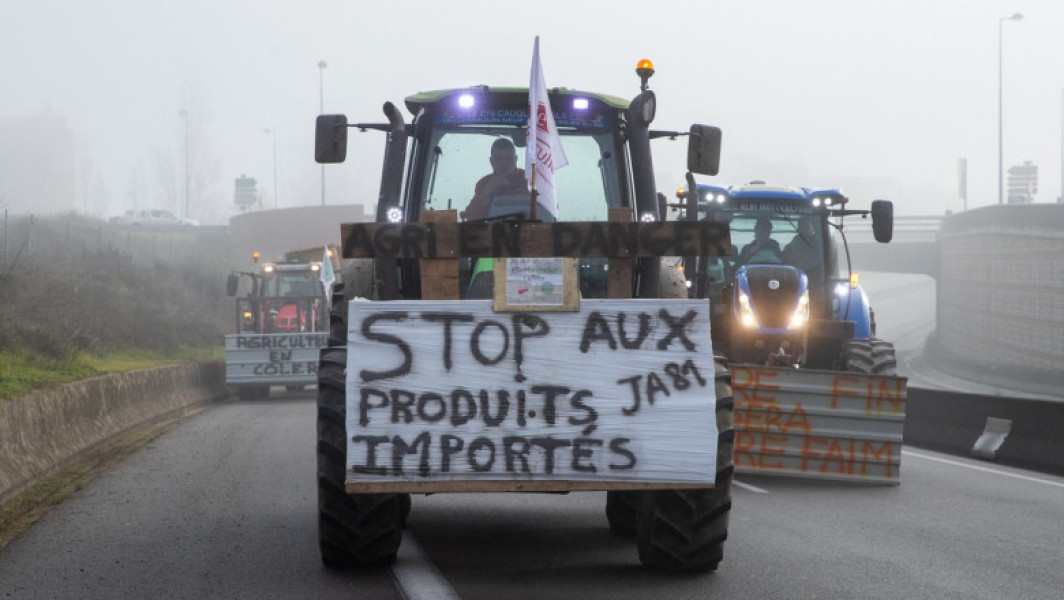 Comisia Europeană convoacă miniștrii din țările membre pentru a dezamorsa bomba cu ceas din sectorul agricol"

"Comisia Europeană convoacă miniștrii din țările membre pentru a dezamorsa bomba agricolă