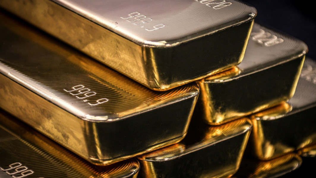 Banca elvețiană prezice o creștere de 10% a prețului aurului în acest an: Cine cumpără metalul?