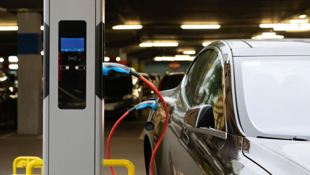 Compania austriacă va instala o mulțime de stații de încărcare pentru mașini electrice în România!