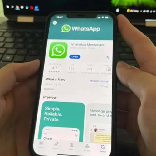 WhatsApp introduce trei noi funcții în 2024: schimbări majore pentru utilizatori!