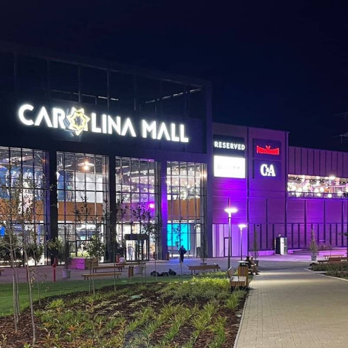 Tânăr arestat pentru furt din mai multe magazine din Carolina Mall: Vizați de sport. Demascarea făptașului