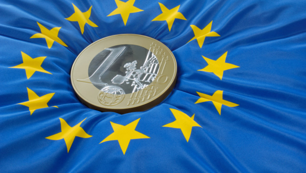Economia Zona Euro, cât pe ce să scape de recesiune