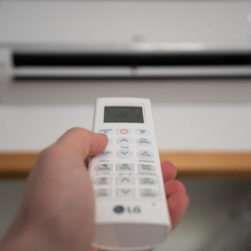 autoritatile indiei limitează temperatura aparatelor de aer condiționat pentru a reduce consumul de energie