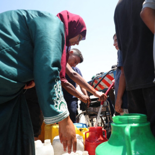 forte israeliene deschid focul asupra cetățenilor care colectau ajutoare umanitare în Gaza