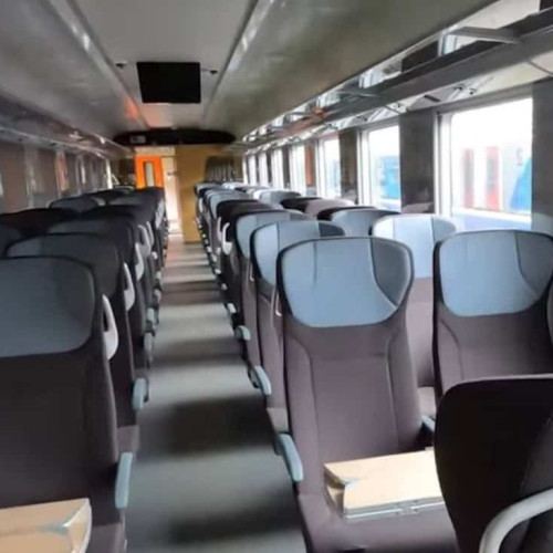 Trenurile circulă cu viteză redusă, din cauza caniculei. Precizările companiei CFR Infrastructură