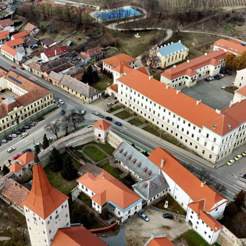 Primăria Municipiului Aiud scoate la concurs un loc de muncă vacant. Condiții de participare. Calendarul concursului