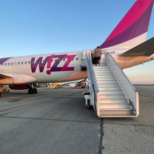 Avocatul din Oradea obține daune de peste 40.000 euro de la Wizz Air pentru o vacanță ruinată în Spania. Judecătoria Alba Iulia decide în favoarea familiei Ursuța.