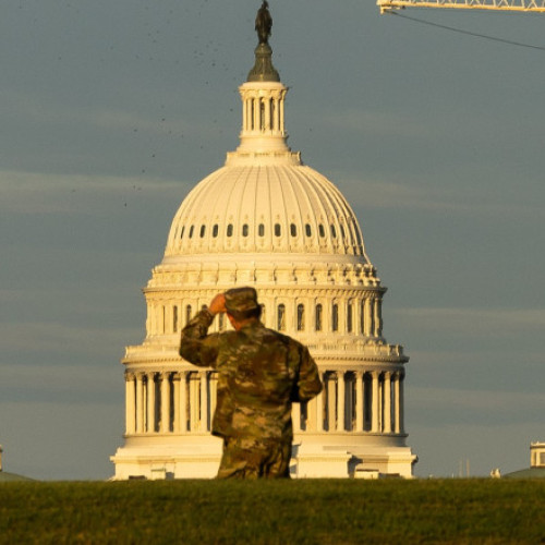 Trupele Gărzii Naționale au intrat în Washington DC: 23 de oameni arestați. Primarul respinge „presiunea autoritară” a lui Trump