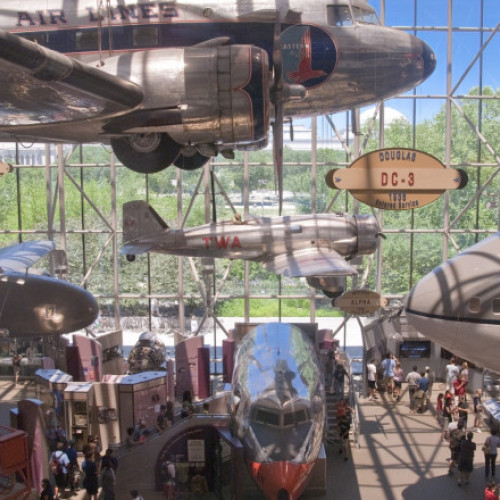Administrația Trump va revizui 19 muzee Smithsonian pentru a se asigura că exponatele sunt suficient de „patriotice”