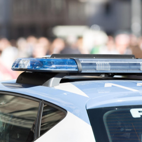 Român arestat în Italia după ce a luat ostatici într-o farmacie și s-a deghizat în angajat ca să scape de polițiști