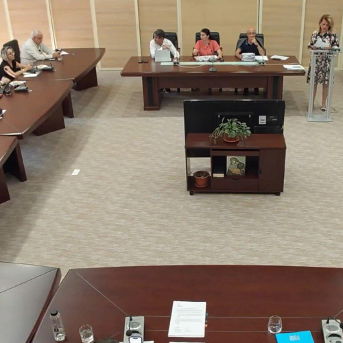 Alba Iulia a adoptat un nou regulament pentru premierea elevilor merituoși