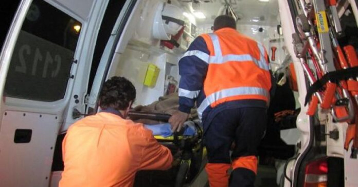 Incident intrafamilial în Topoloveni: un bărbat de 75 de ani a decedat, doi răniți transportați la spital