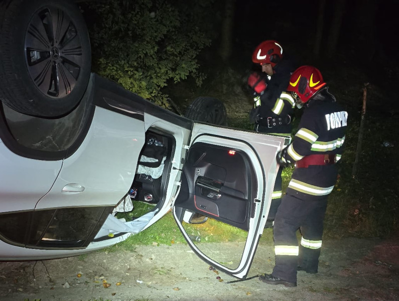 Accident rutier între Vadu Moților și Poiana Vadului, intervenție a pompierilor din Câmpeni