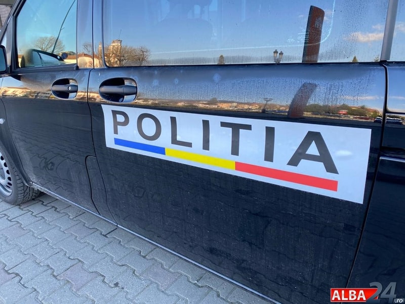 Tânăr din Alba Iulia, plasat în arest la domiciliu, după ce ar fi întreținut relații sexuale cu o minoră. Ce spun polițiștii