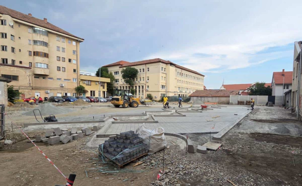 Parcare nouă cu 34 locuri în centrul orașului Alba Iulia