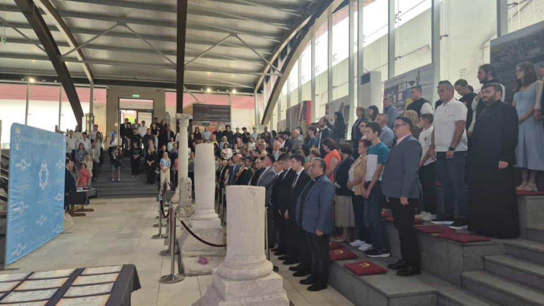 Elevi olimpici din Alba Iulia premiați de Primărie