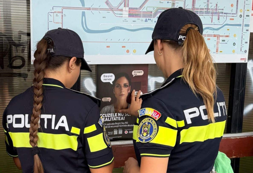 Polițiștii din Alba Iulia promovează Bright Sky RO pentru prevenția violenței