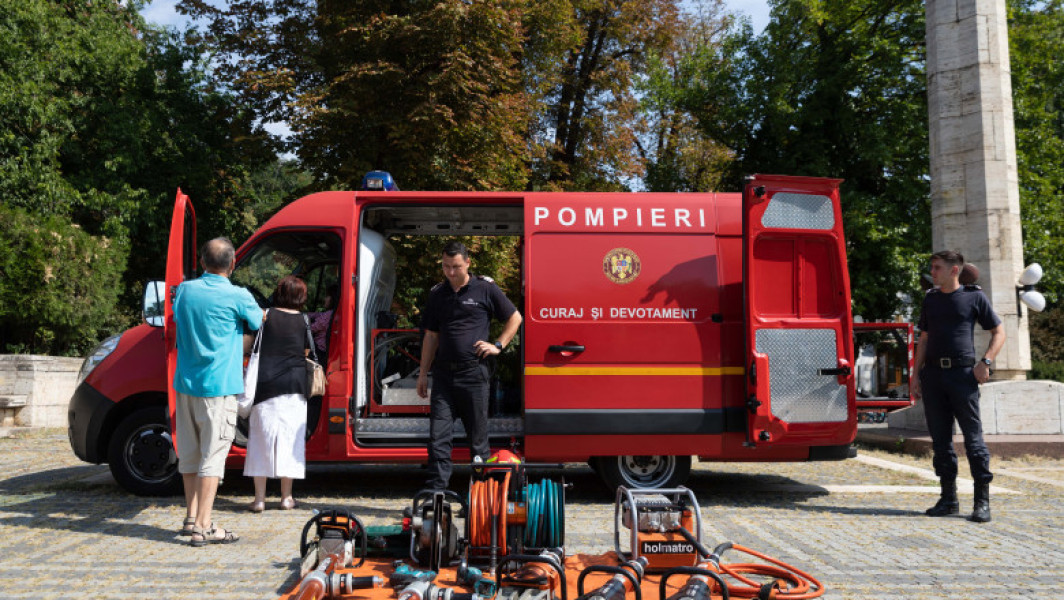 Ziua pompierilor: expoziții, porți deschise și omagiu Dealul Spirii