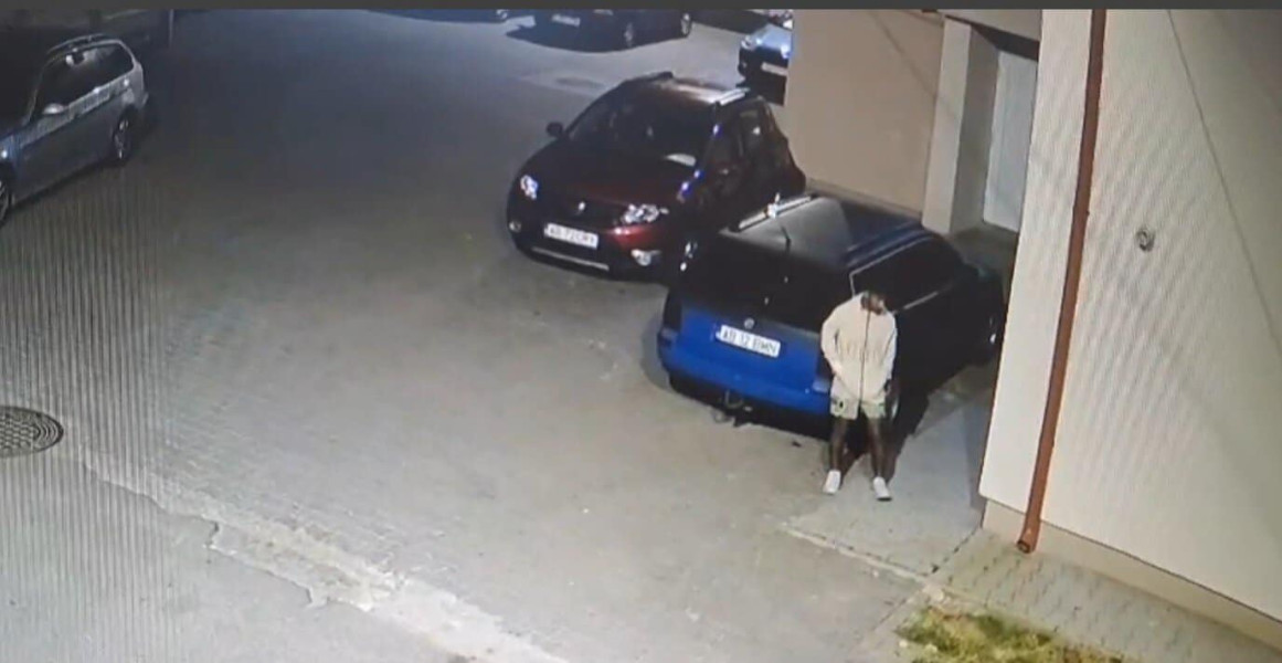 Tânăr din Blaj, trimis în judecată pentru tentativă de omor calificat: A înjunghiat în gât un bărbat. Ce plan a pus la cale