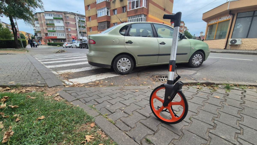 Șoferul care a lovit o femeie pe trecerea de pietoni la Alba Iulia, în timp ce conducea băut, este cercetat sub control judiciar