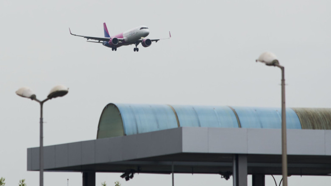 O dronă civilă observată în apropierea Aeroportului Henri Coandă a fost identificată