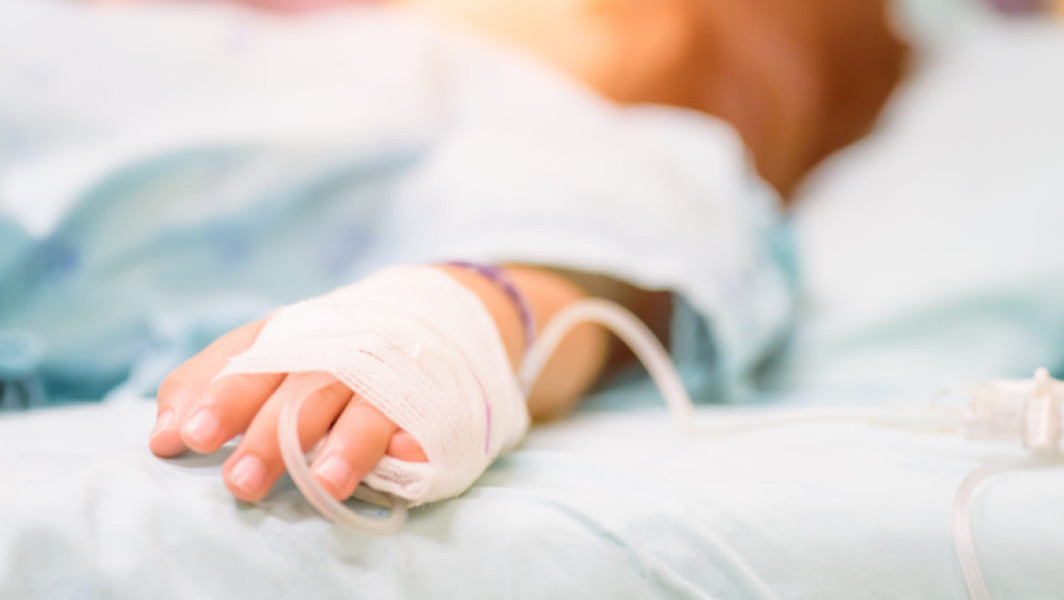 Investigație după decesul a șase copii din cauza unei bacterii la Spitalul „Sfânta Maria” din Iași
