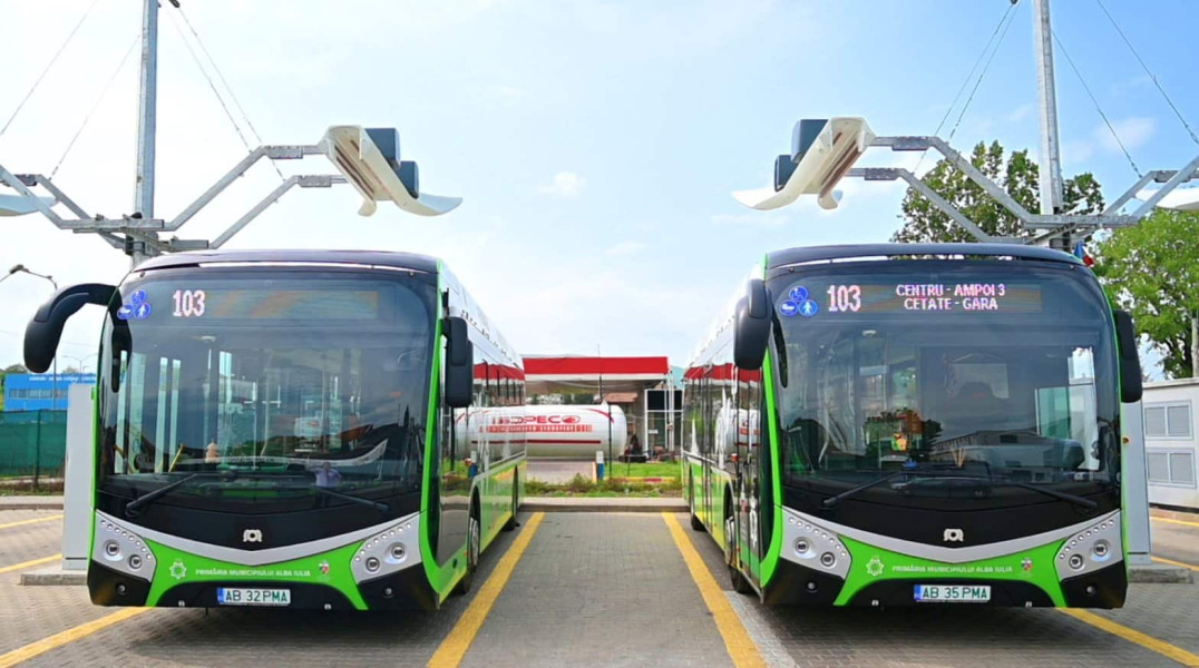 Alba Iulia introduce un sistem e-ticketing pentru plata cu cardul în transportul public