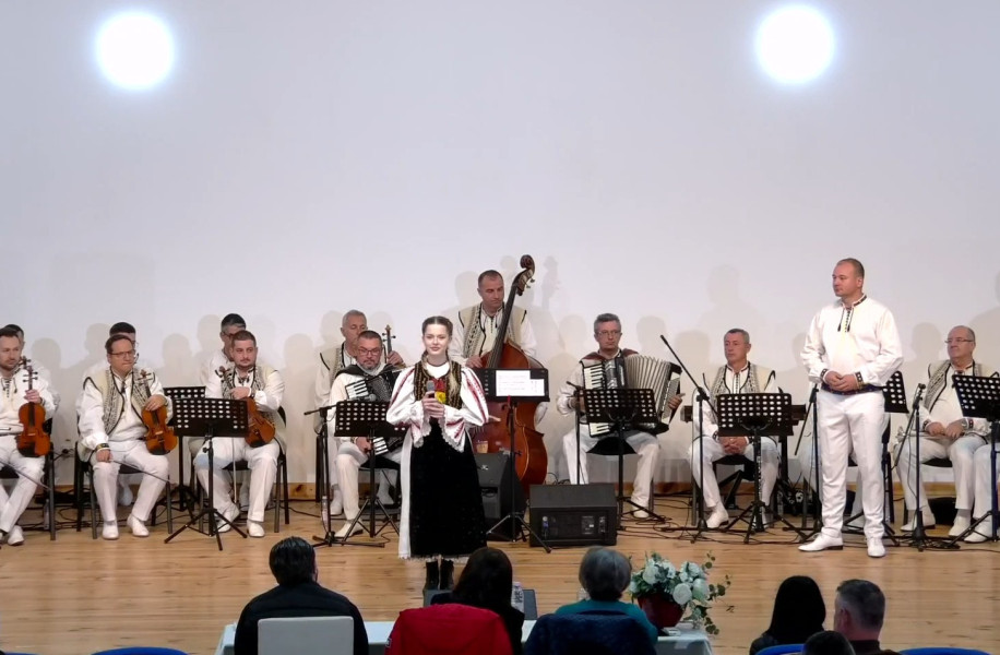Festivalul național de folclor „Sus, sus, sus, la moți, la munte” ajunge la ediția a XXXVIII-a la Câmpeni