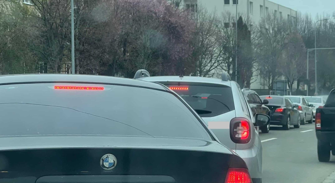 Consilier PSD propune taxă pentru mașinile neînmatriculate în București