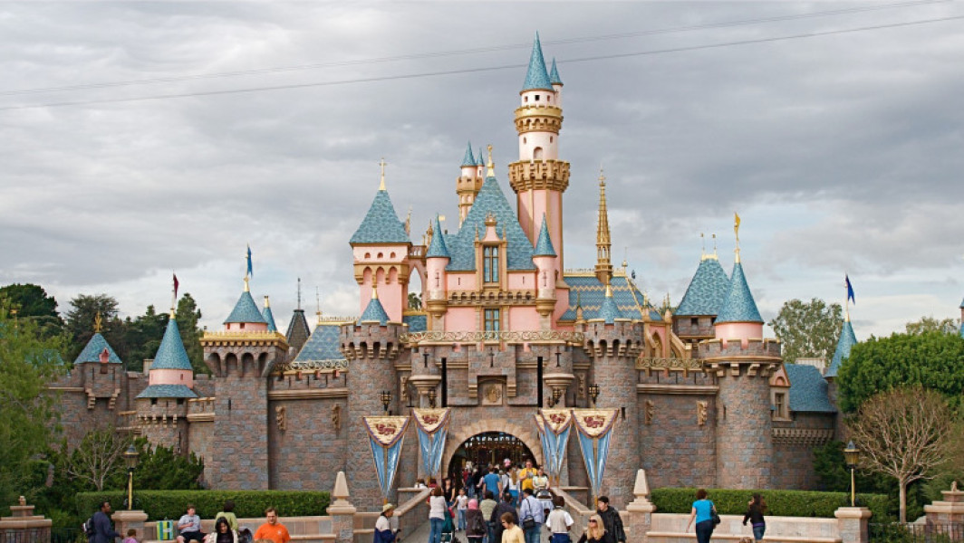 O femeie a murit la Disneyland, după ce a vizitat celebra atracție „Haunted Mansion”