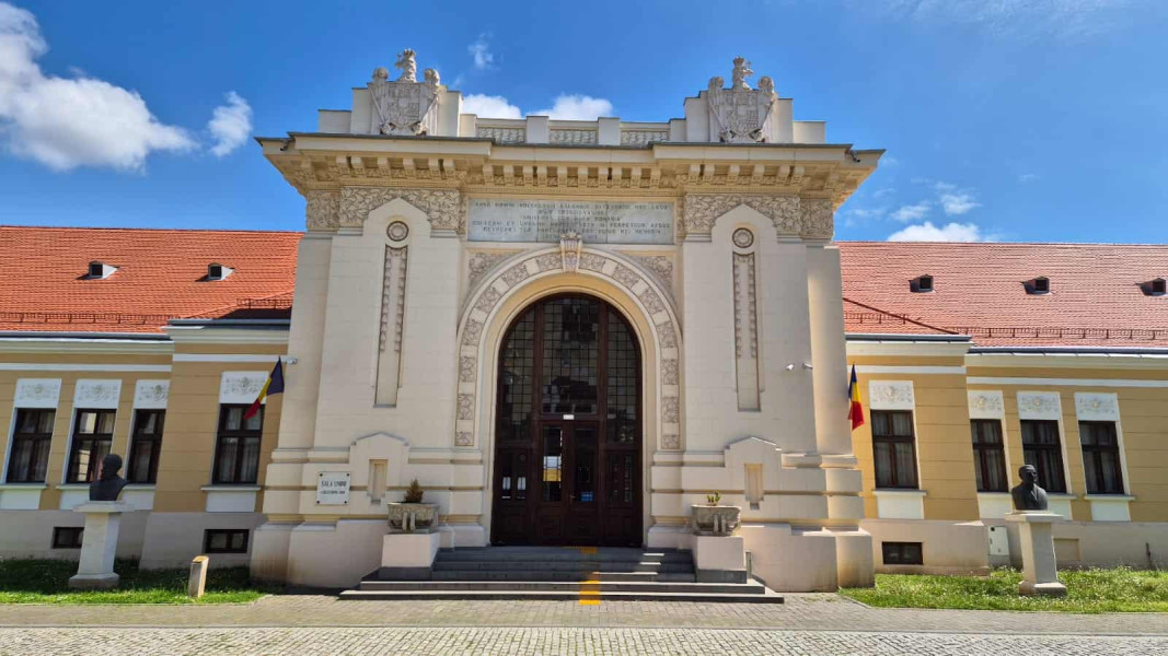 Expoziție dedicată încoronării regilor Ferdinand și Maria la Alba Iulia