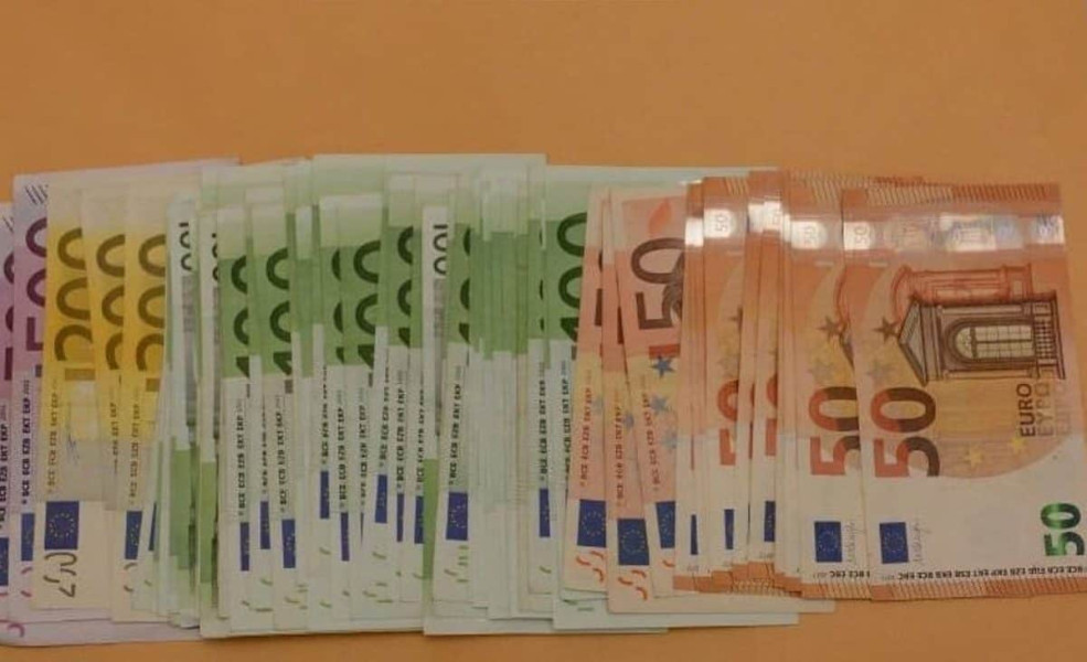 Programul Golden Visa: investitorii străini pot primi permis de ședere temporară în România