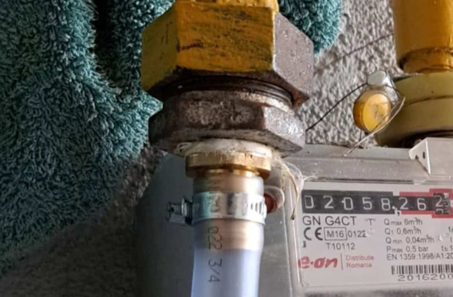 Aproape 1000 de cazuri de consum fraudulos de energie semnalate de Delgaz Grid în 2023