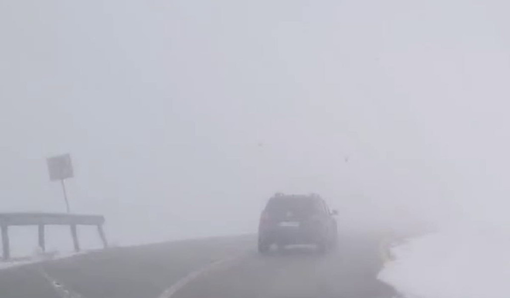 Transalpina închisă pe un nou sector din cauza condițiilor meteo periculoase
