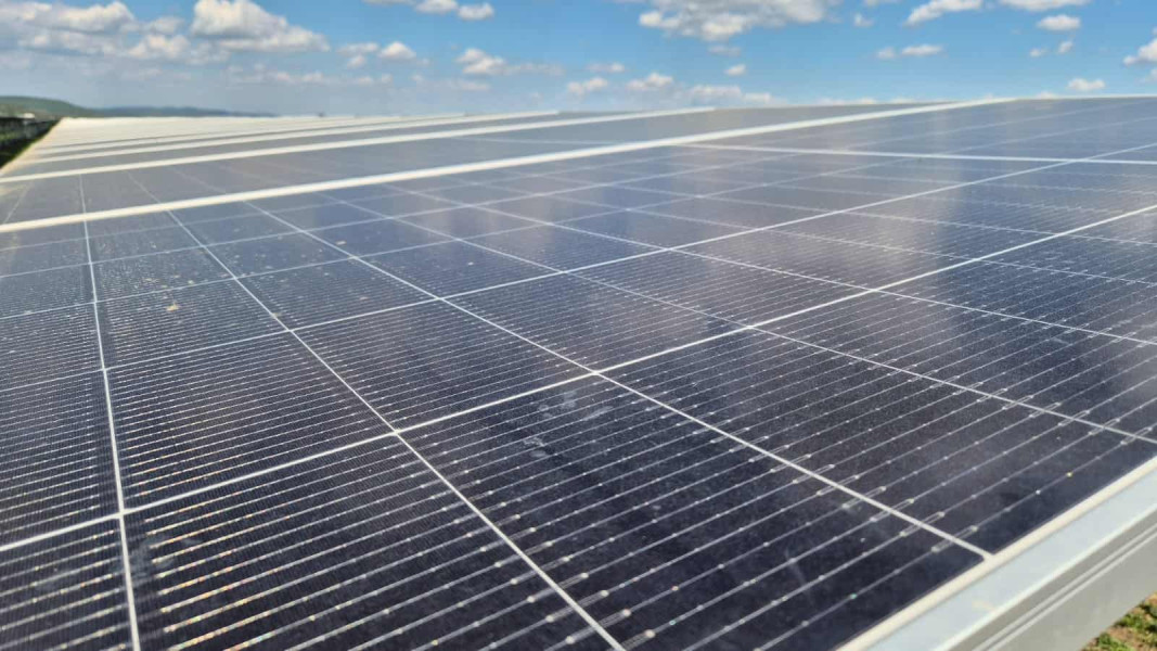 Alba Iulia construiește un parc fotovoltaic de 3 MW la Oarda de Sus