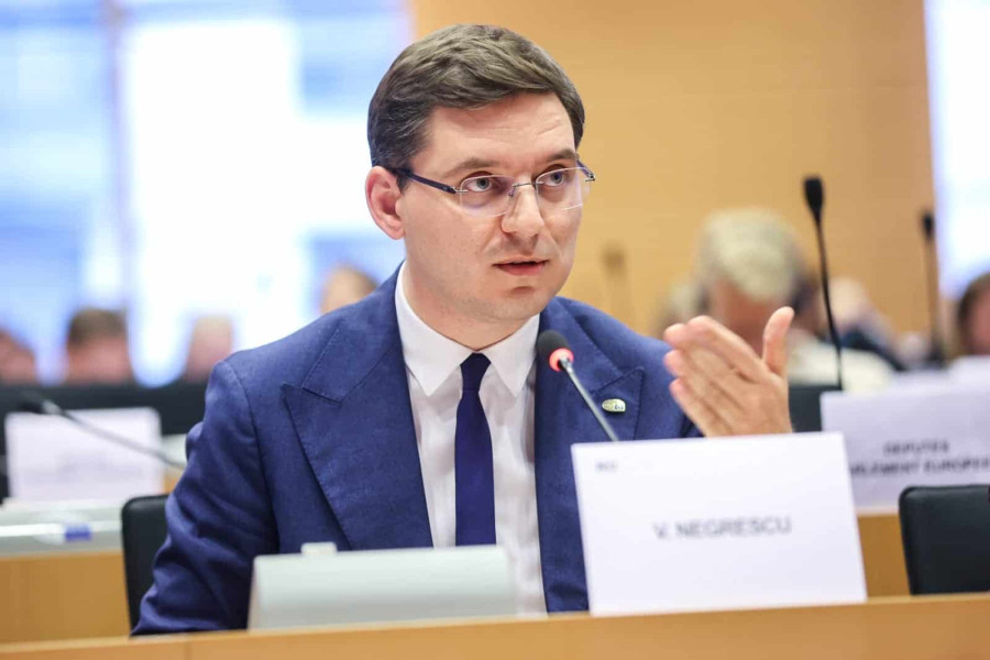 Victor Negrescu reales vicepreședinte al Partidului Socialiștilor Europeni
