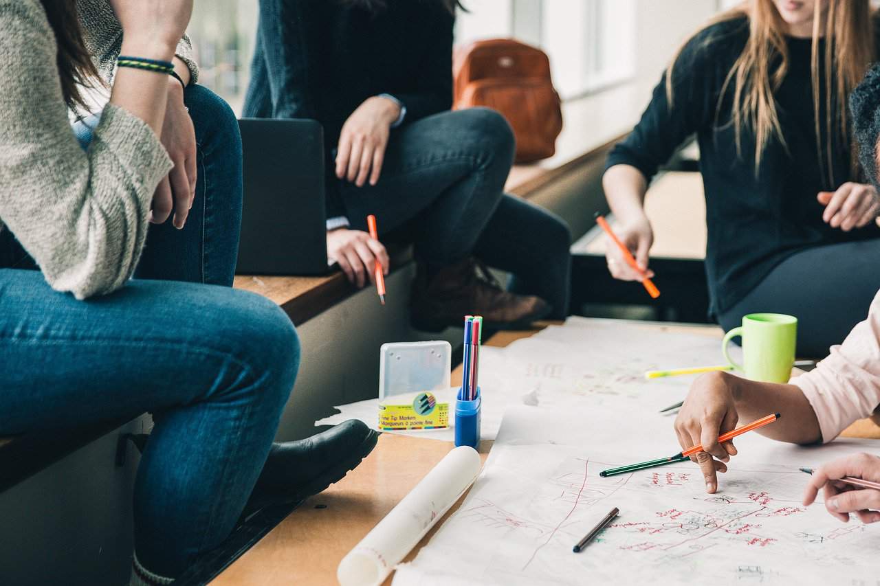 Studii cu dublă specializare reluate din anul universitar 2025-2026