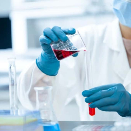 Un nou antibiotic descoperit întâmplător poate învinge superbacteriile de 100 de ori mai eficient