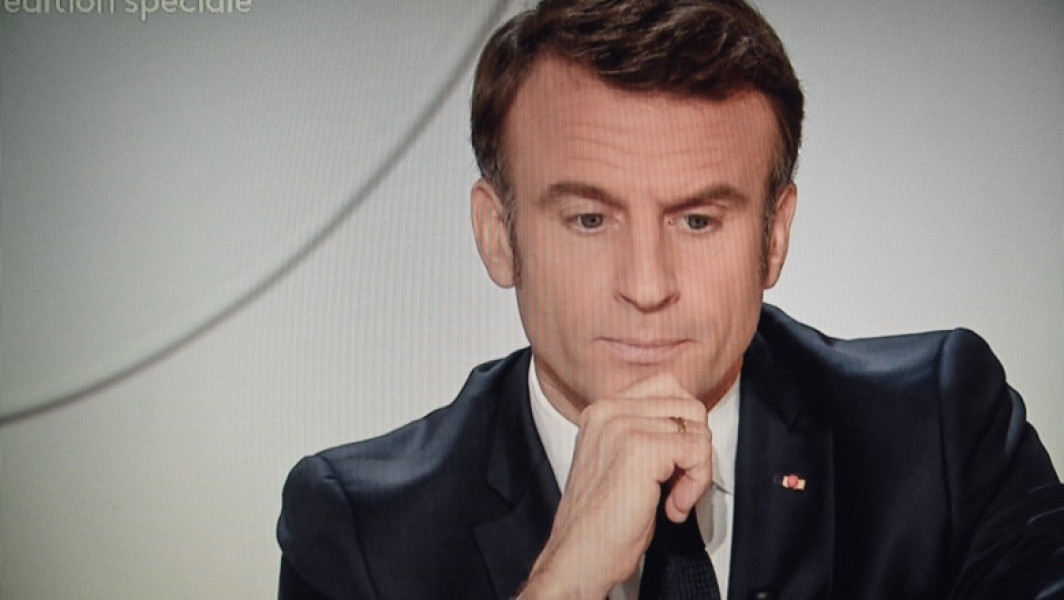 Macron, inculpat de Rusia pentru declarațiile sale privind Ucraina, în timp ce rușii manipulează culoarele pentru alegeri