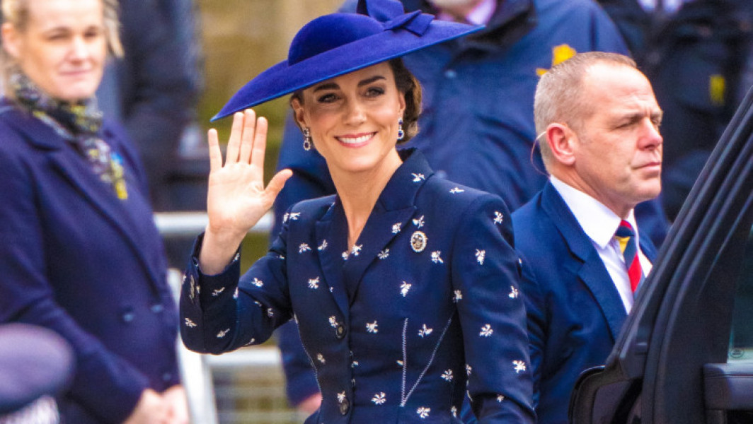 Imagini proaspete cu Kate, prinţesa zâmbitoare alături de soţul William la o piaţă agricolă din Windsor