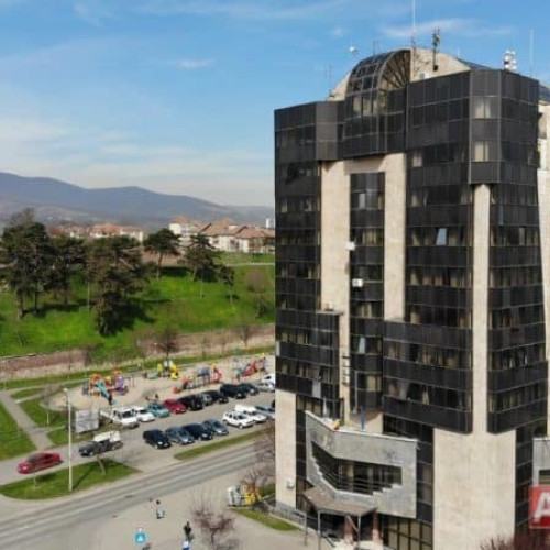 Lucrări de mentenanță la rețeaua electrică din Alba: Întreruperi de curent în mai multe localități. Programul detaliat al lucrărilor furnizat de Electrica – Distribuție Energie Electrică România.