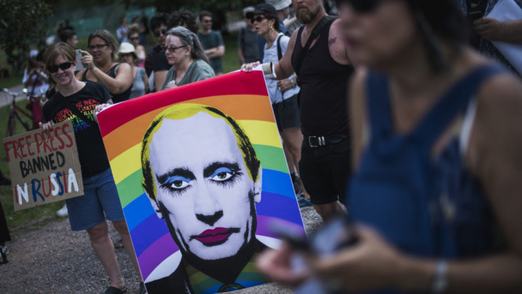 Rusia, "mişcarea LGBTQ" inclusă pe lista entităţilor teroriste şi extremiste la ordinea zilei