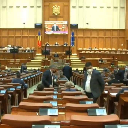 Pensii speciale cresc număr parlamentari care încasează s-a

Redobândirea pensiilor speciale pentru parlamentari: Numărul aleșilor care beneficiază de acestea a crescut la 828. Eșecul legii de suspendare.